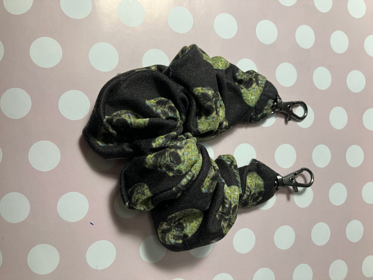 Glitter skull scrunchie phone holders