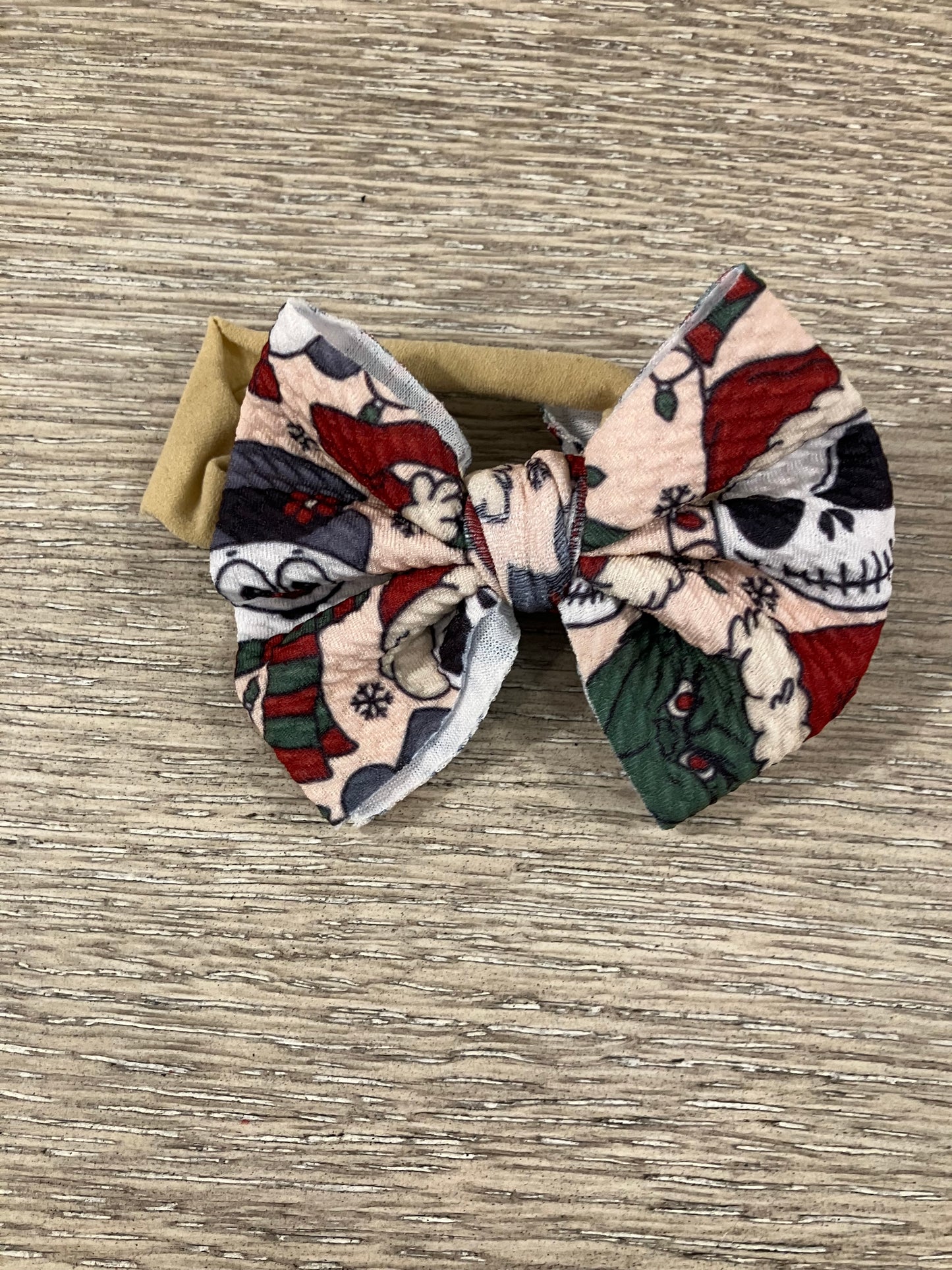 NBC snowman nylon bow