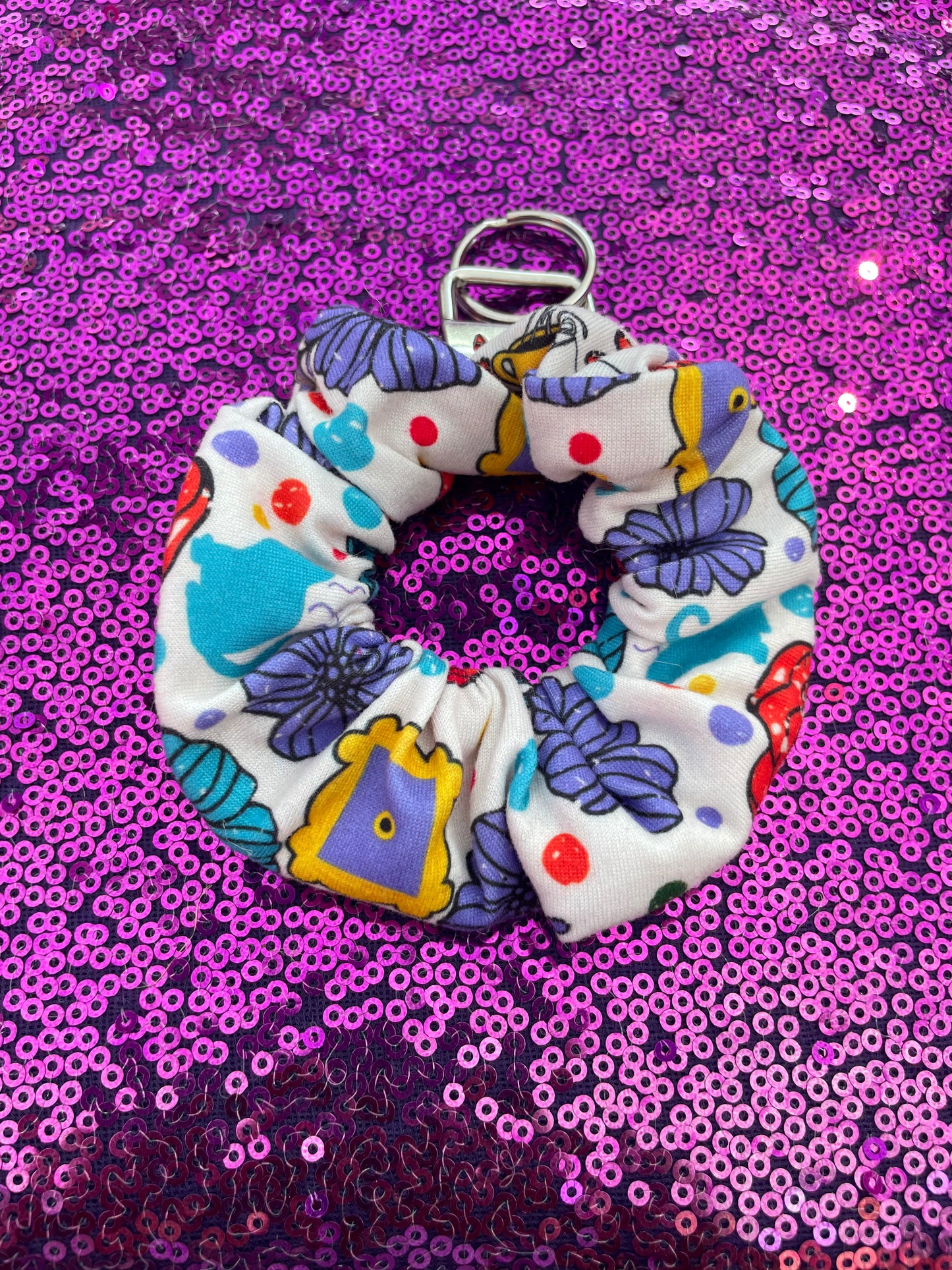 Friends scrunchie keychain🧡