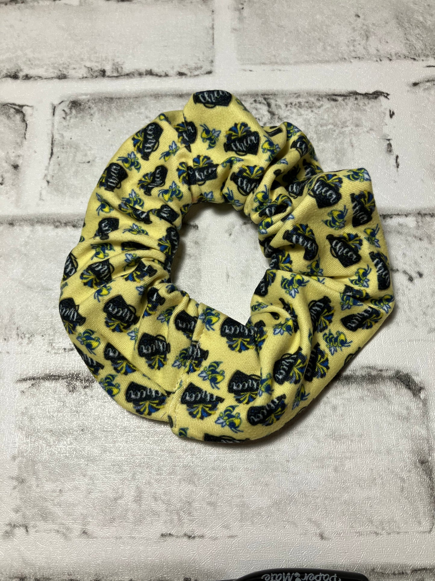 Cheer scrunchies