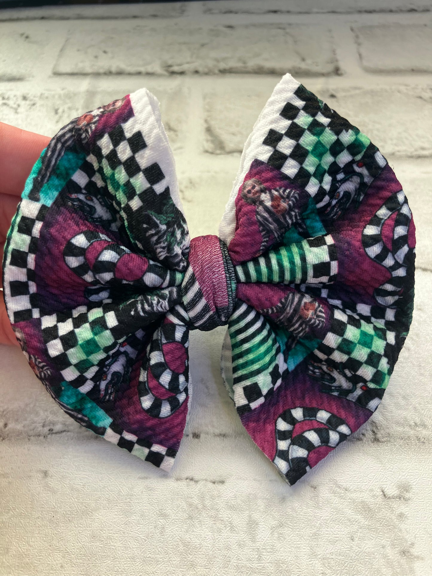 Beetle juice nylon bow