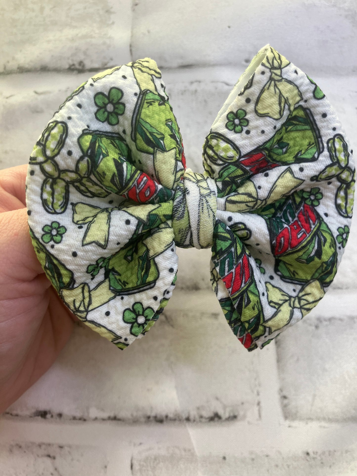 Dew clip bows