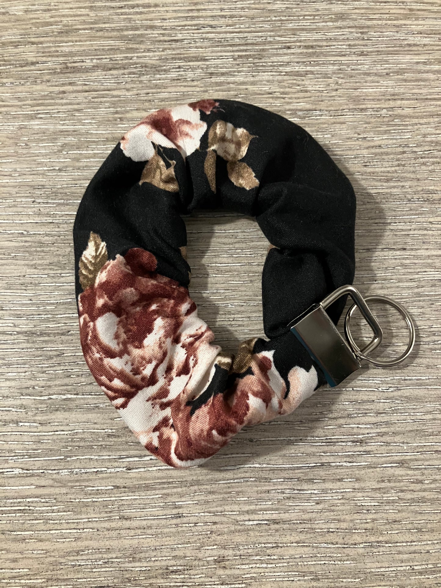 Black floral scrunchie keychain