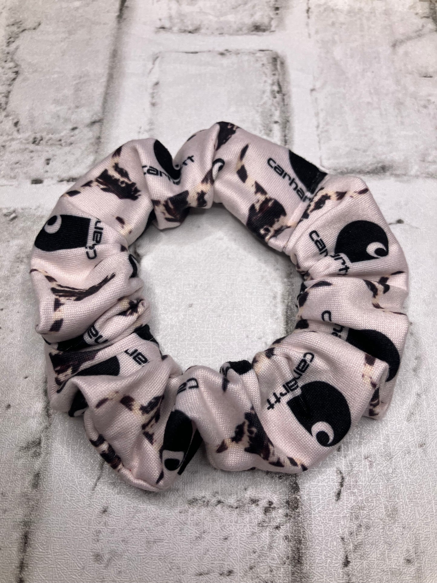 Longhorn workwear scrunchies