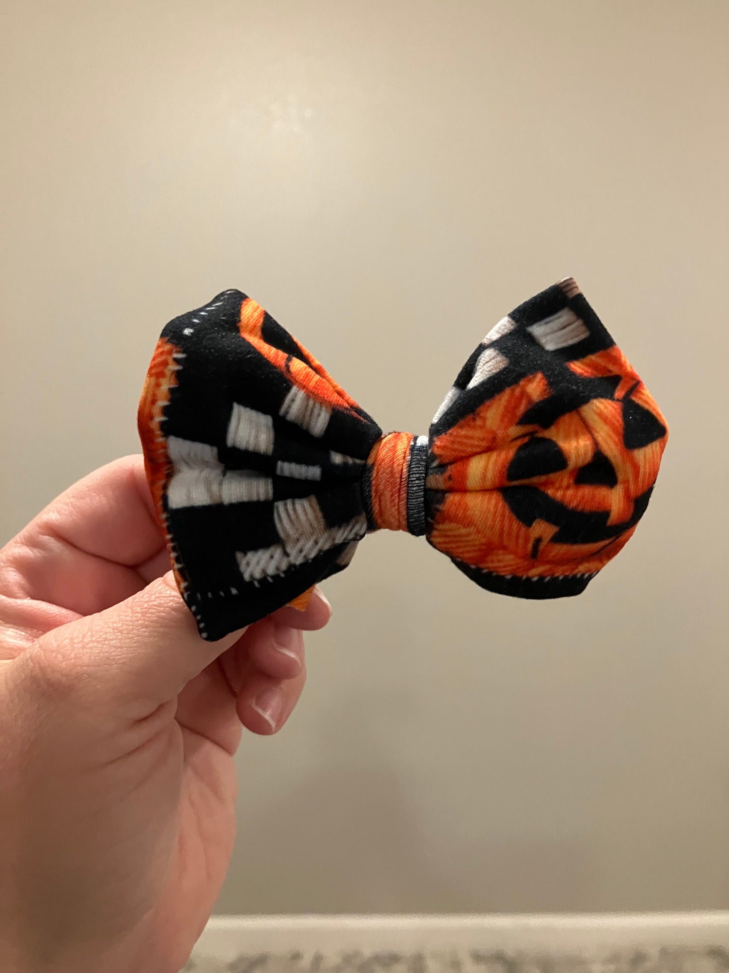 Pumpkin checkered nylon bows