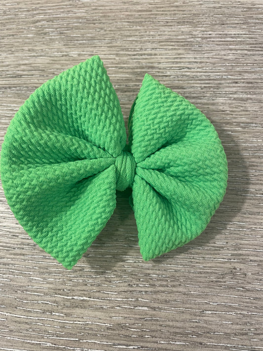 Lime green clip bow🪩