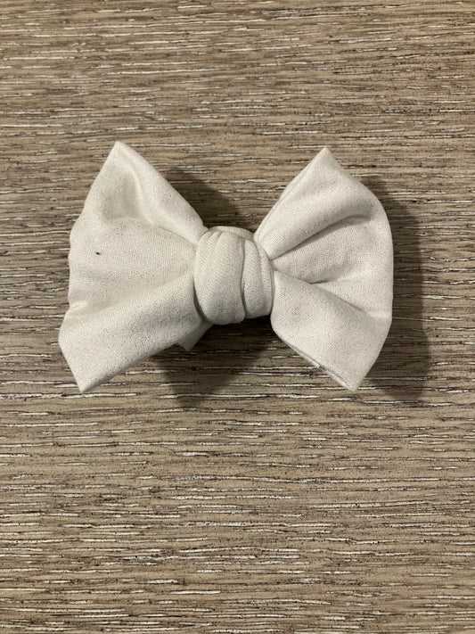 White clip bow