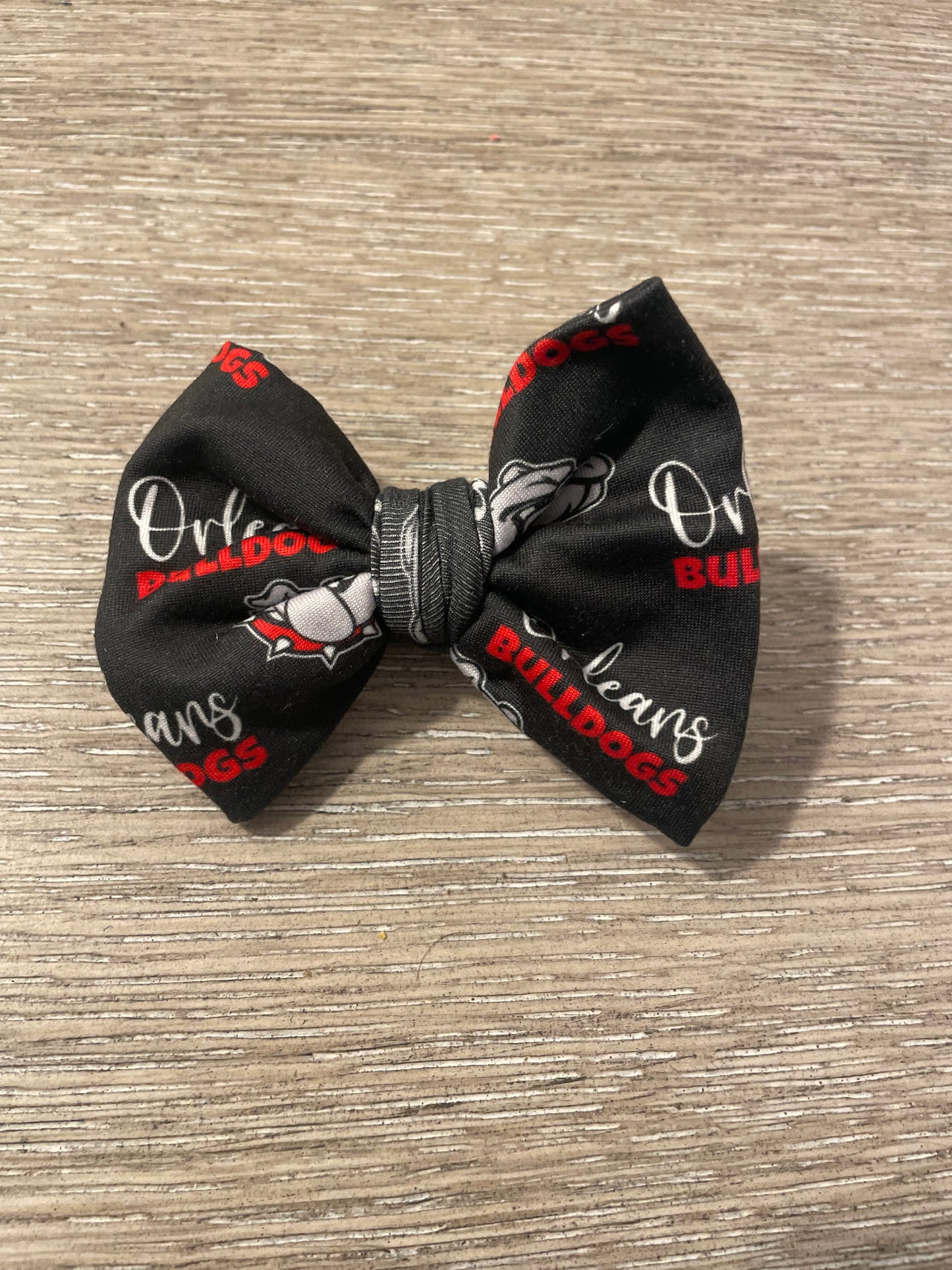 Orleans bulldogs clip bows
