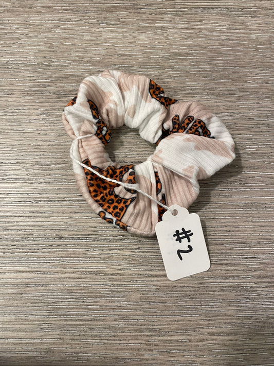 Workwear cow cheetah Scrunchies🧡