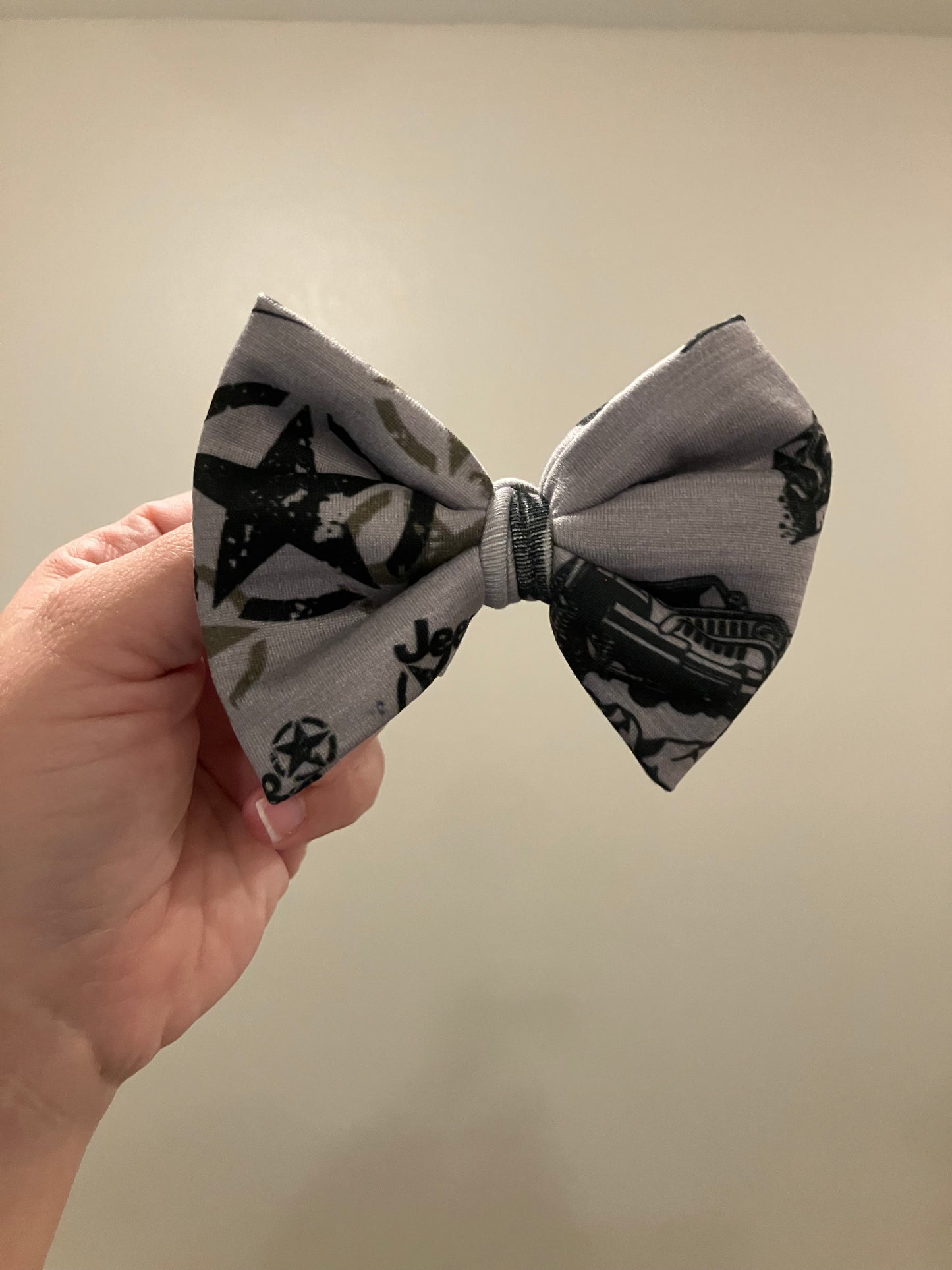 Grey off road clip bows