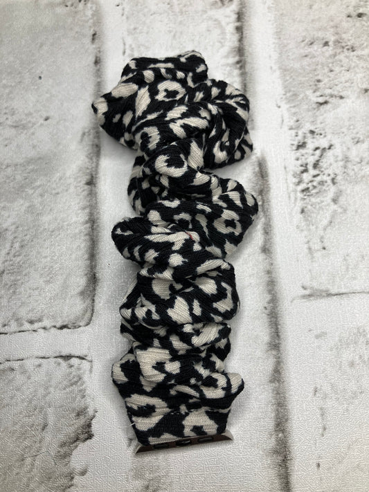 Black cheetah 38/40/41mm scrunchie apple watch bands