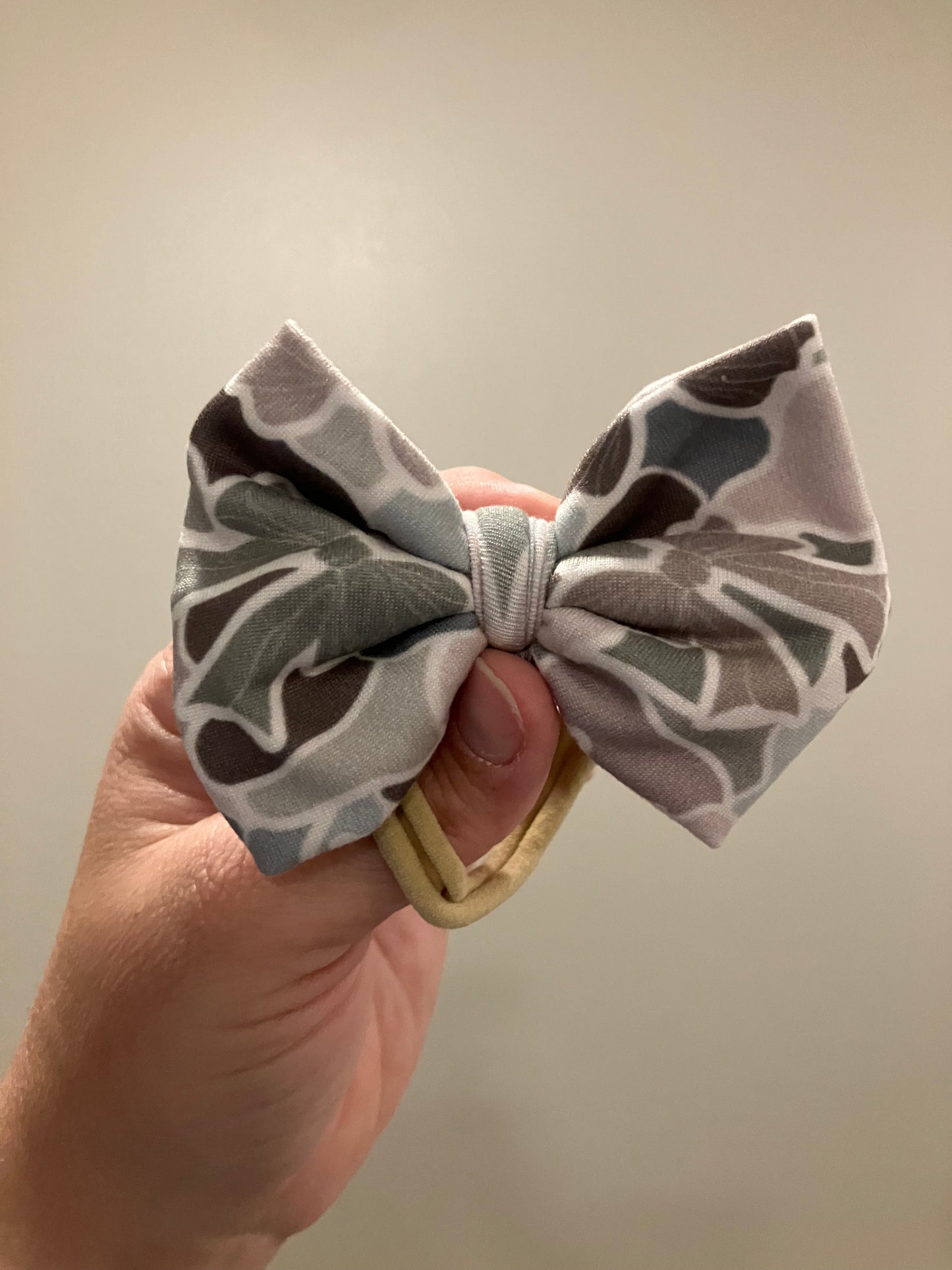 Duck camo nylon bow