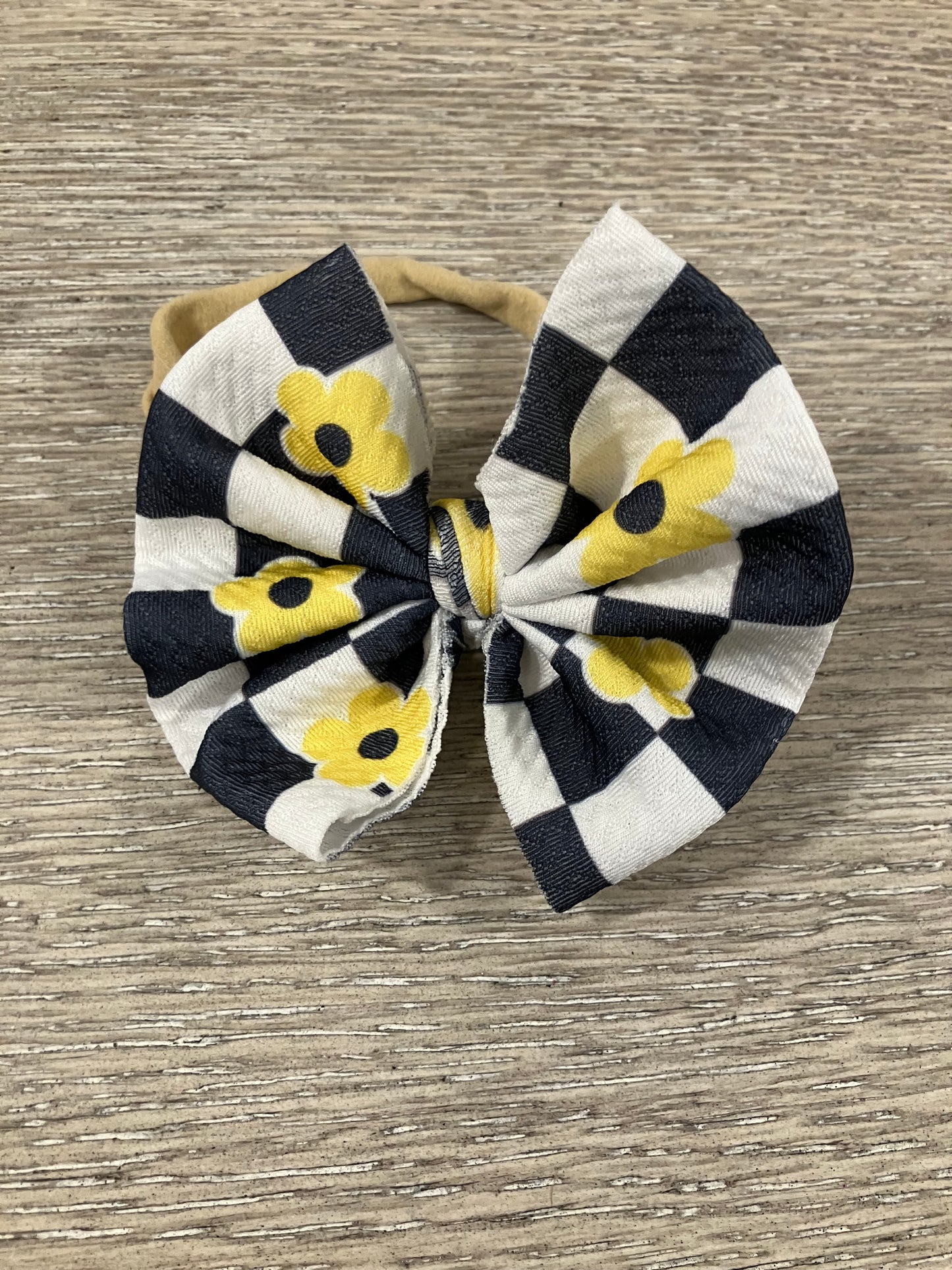 Yellow flower checkered nylon bows