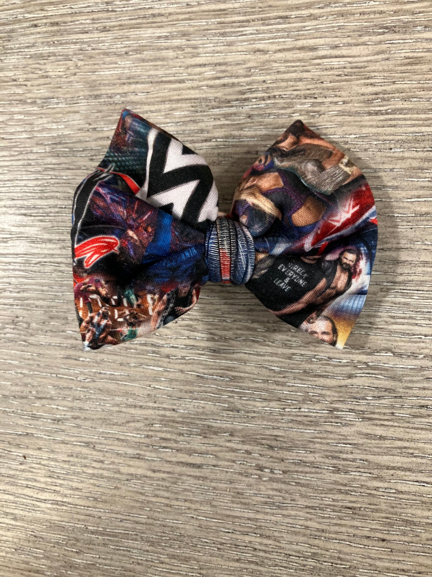 Wrestling clip bows