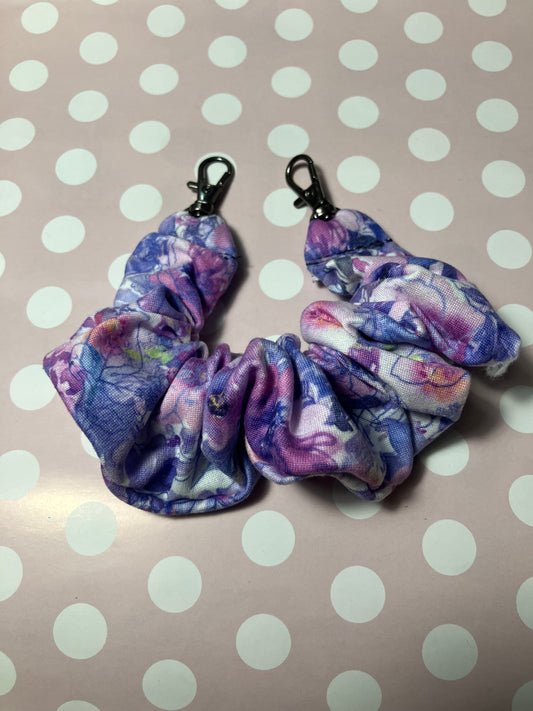 Purple flower scrunchie phone holder