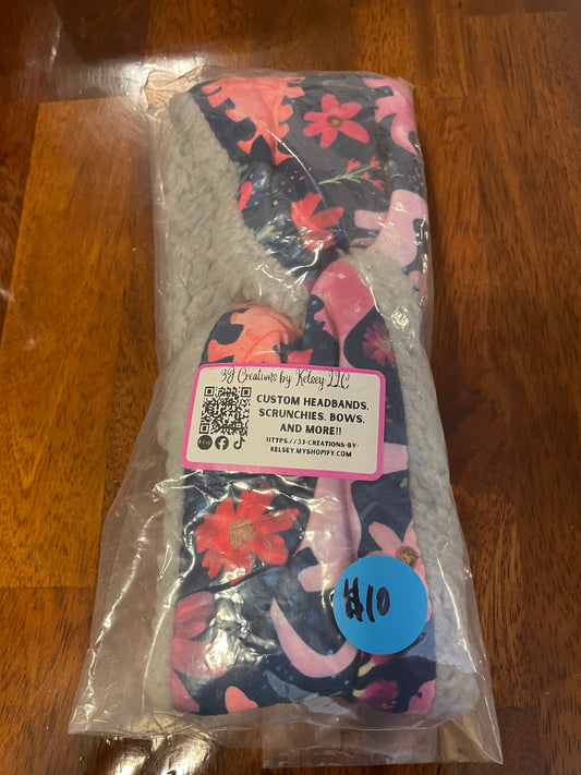 Pink Dino ear warmer adult💜