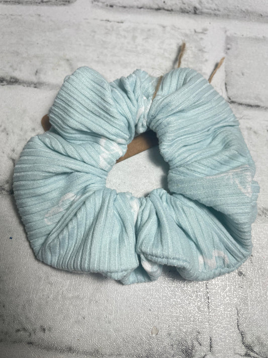 Blue butterfly scrunchies💜