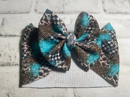 Checkered turquoise leopard toddler wrap