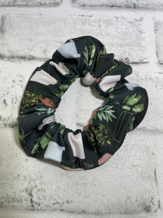 Plant scrunchies💜