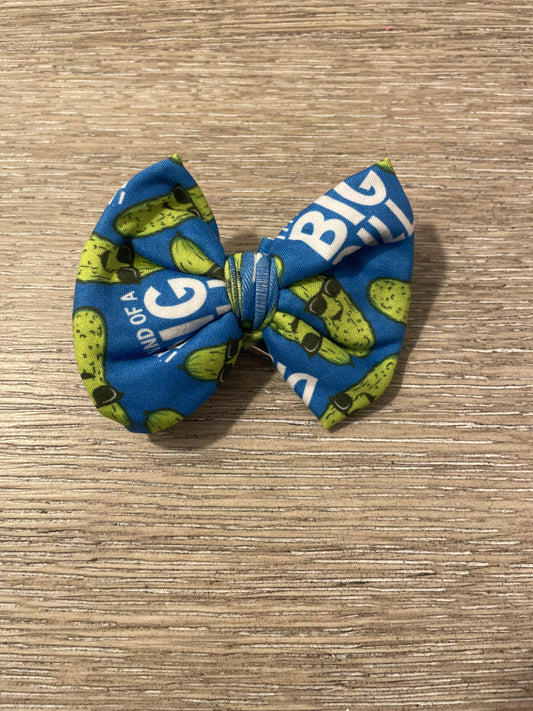 Big dill clip bows