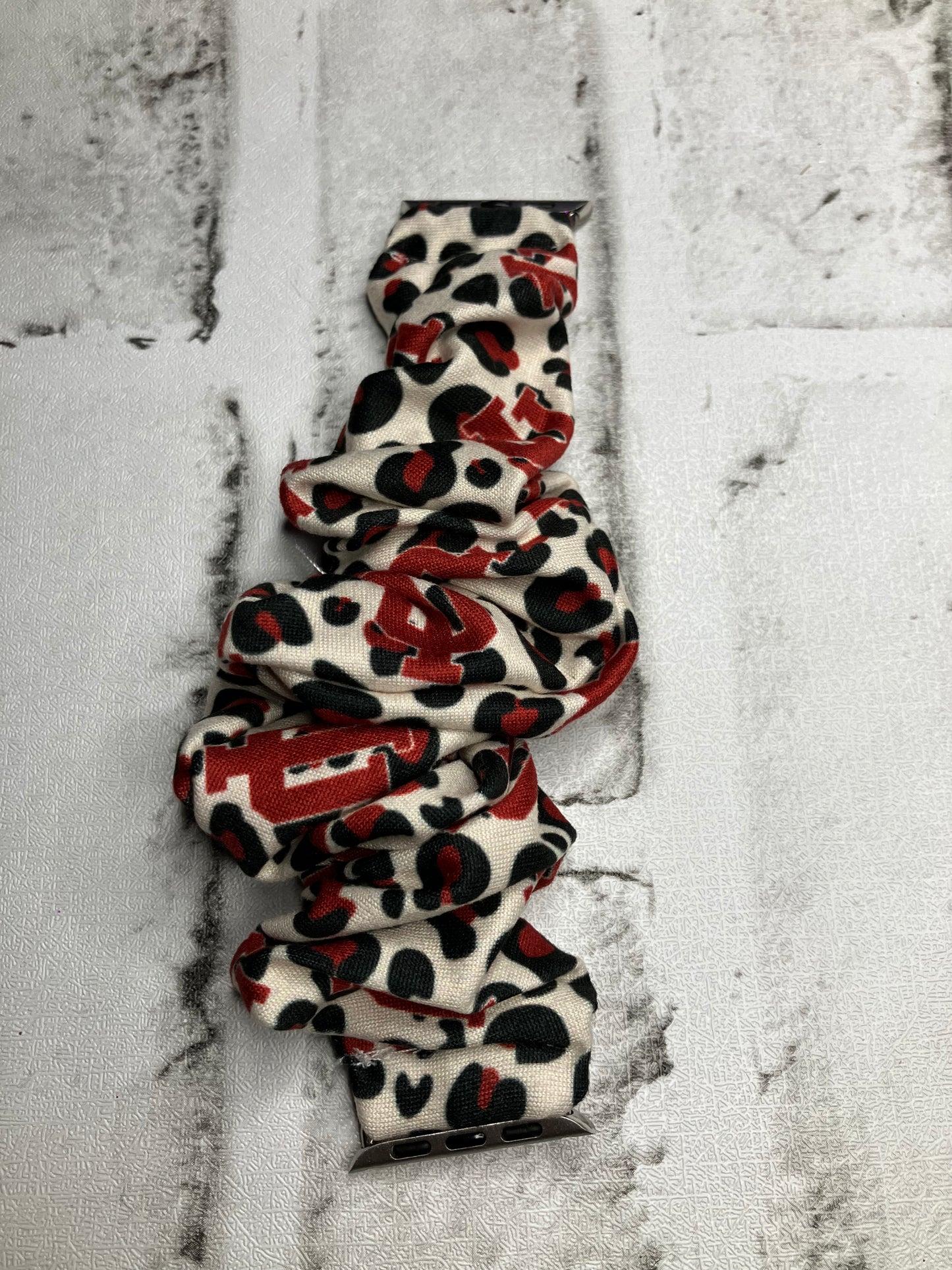 Cheetah Indiana 38/40/41mm scrunchie Apple Watch bands