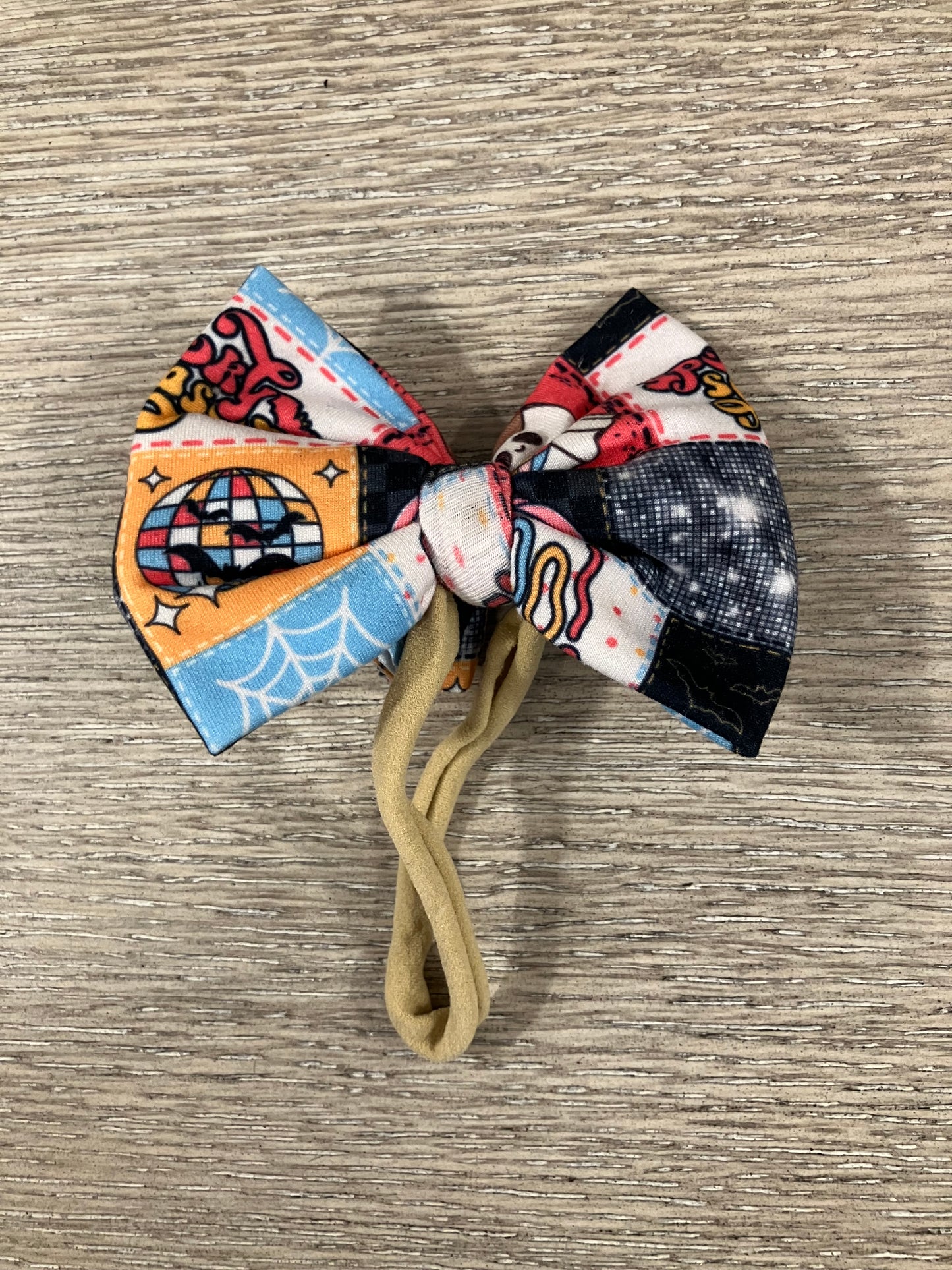 Spooky season ghost nylon bows