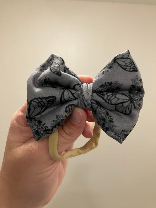 Gray butterfly nylon bows