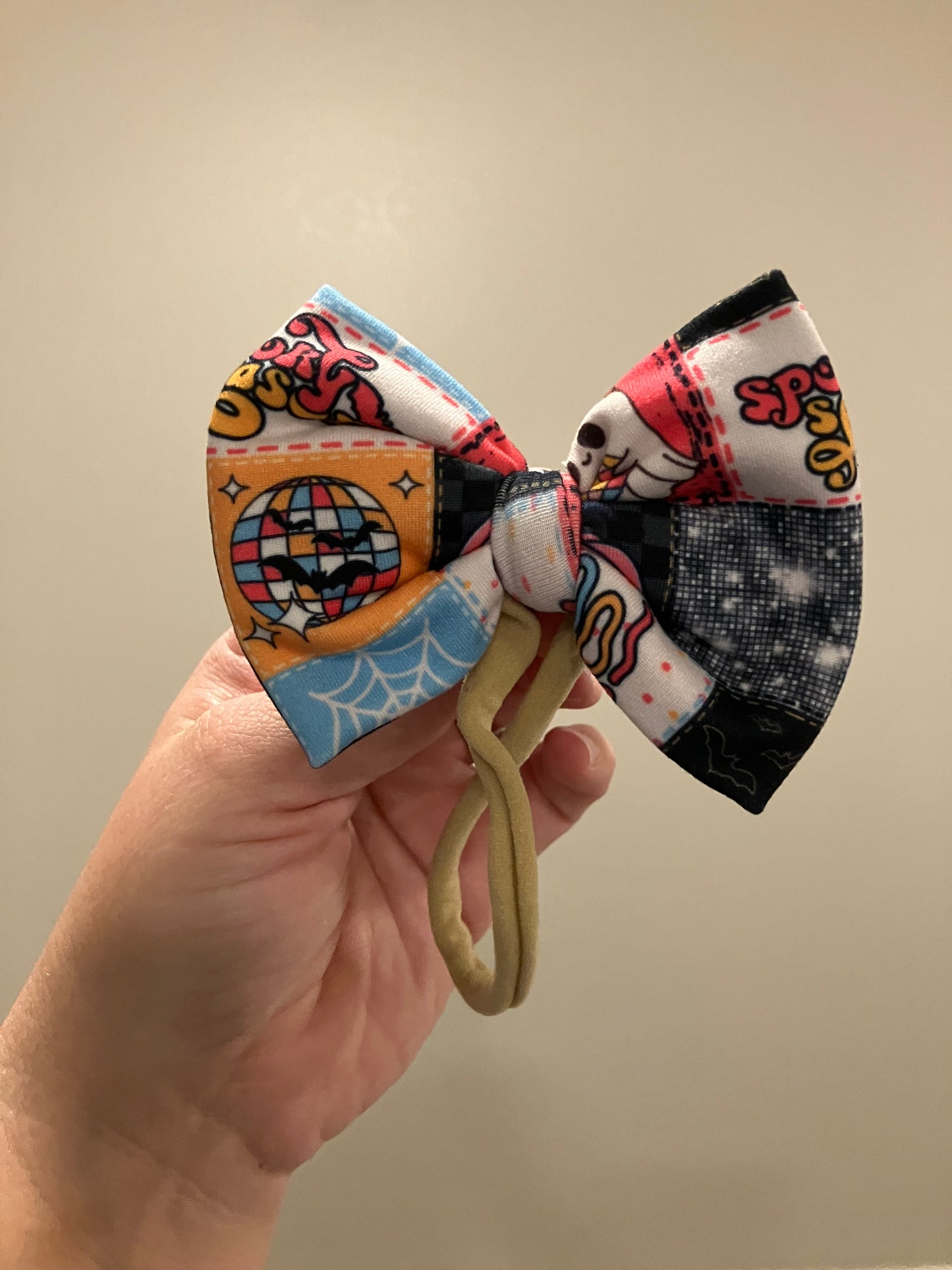 Spooky season nylon bow