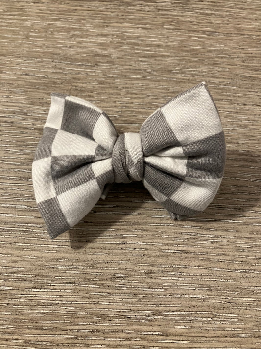 Gray checkered clip bows
