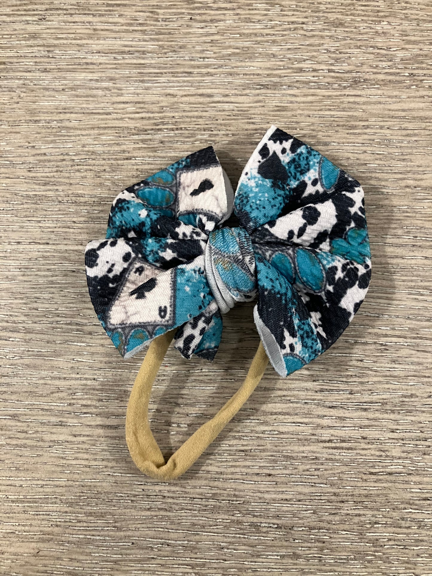 Turquoise card cow nylon bows