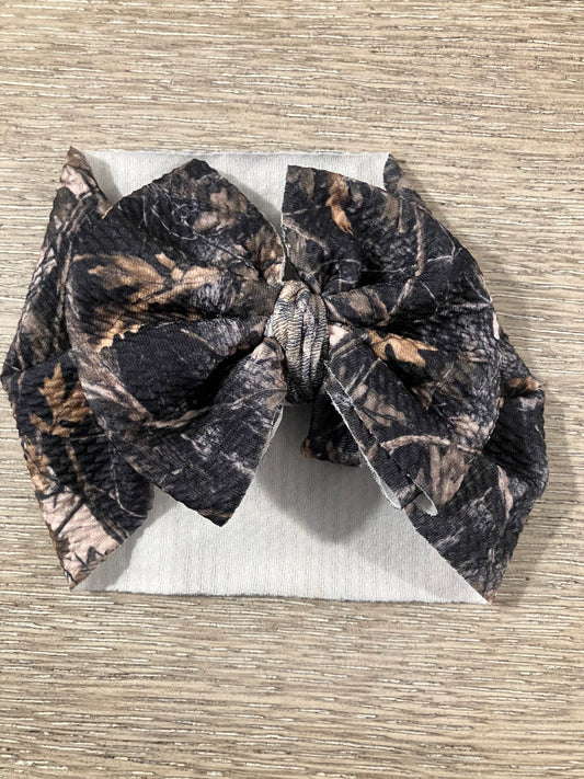 Camo newborn bow wrap