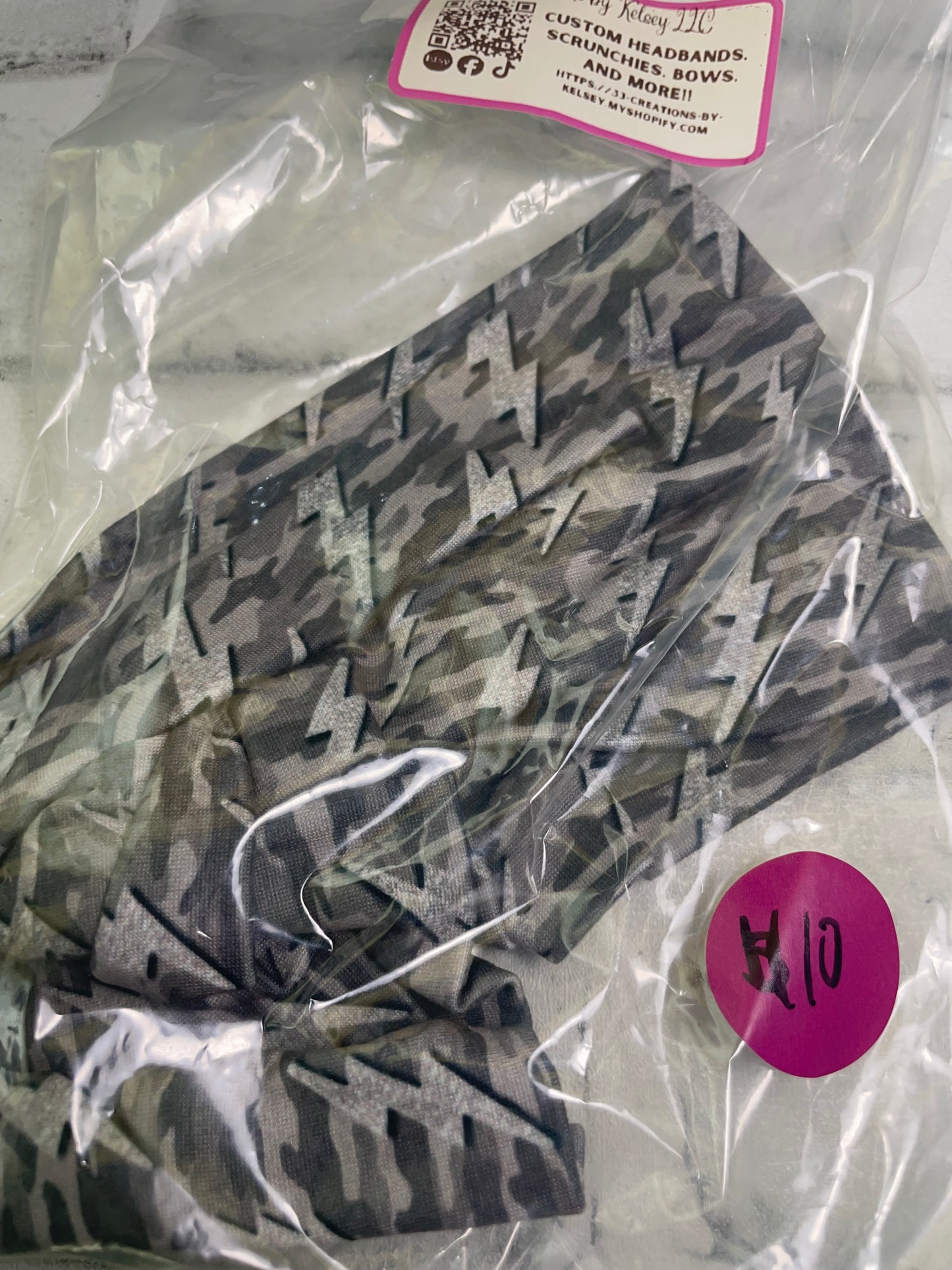 Gray lightening camo child headband