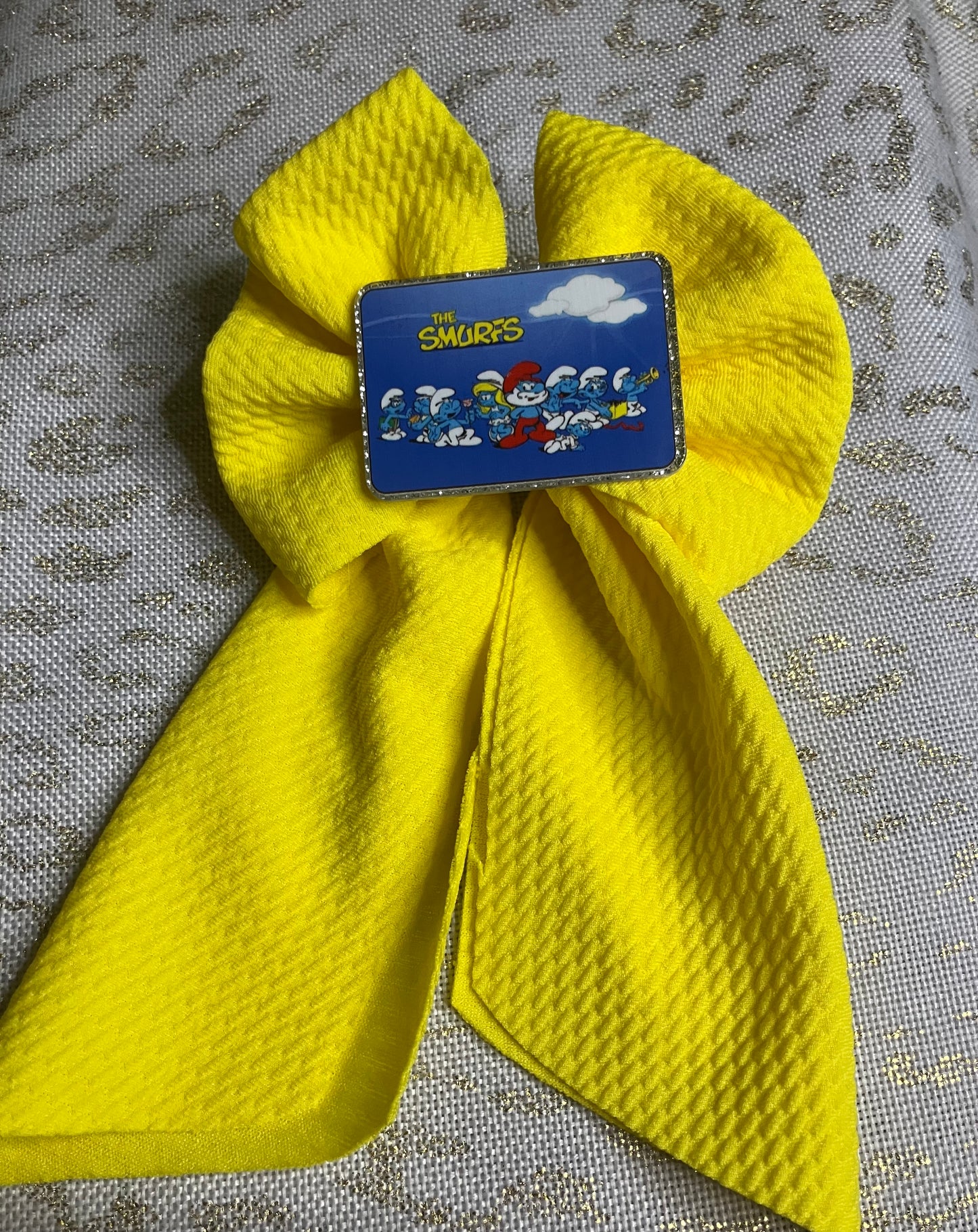 Yellow blue people sailor bows