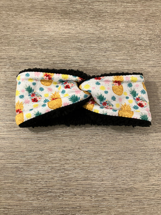 Pineapple child ear warmer💜!