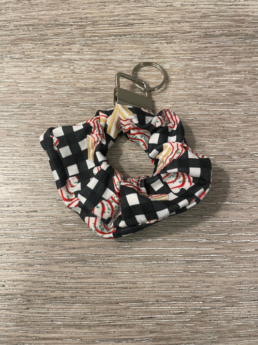 Christmas treee plaid scrunchie keychain