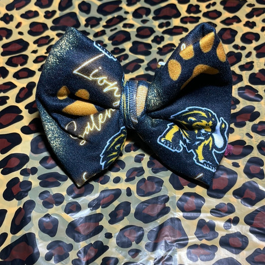 Salem Lions clip bow