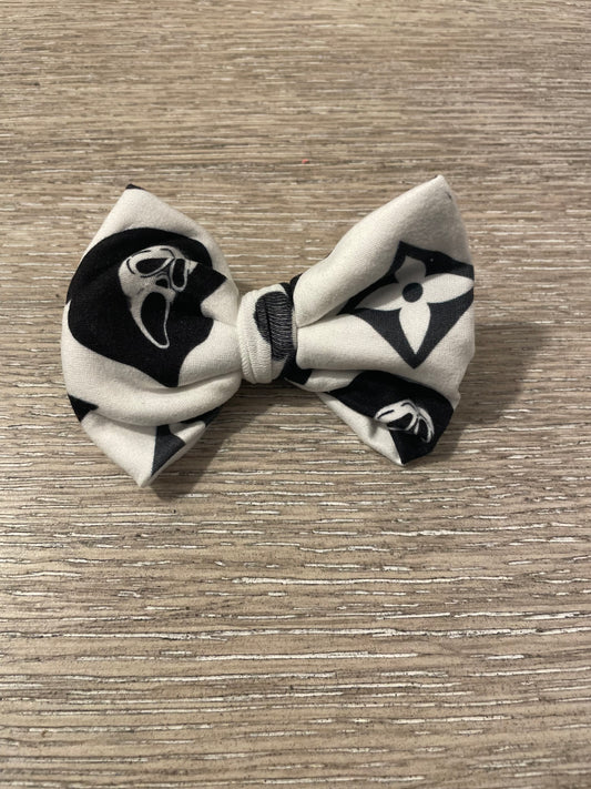 Ghostface clip bow