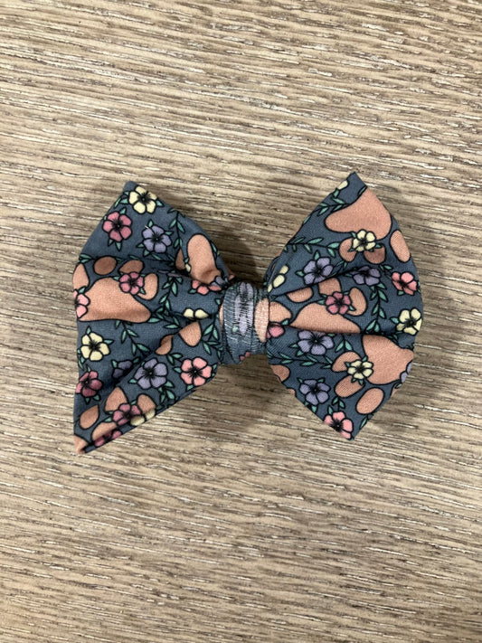 Floral paw print clip bows