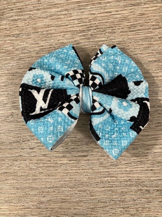 Light blue high end clip bow