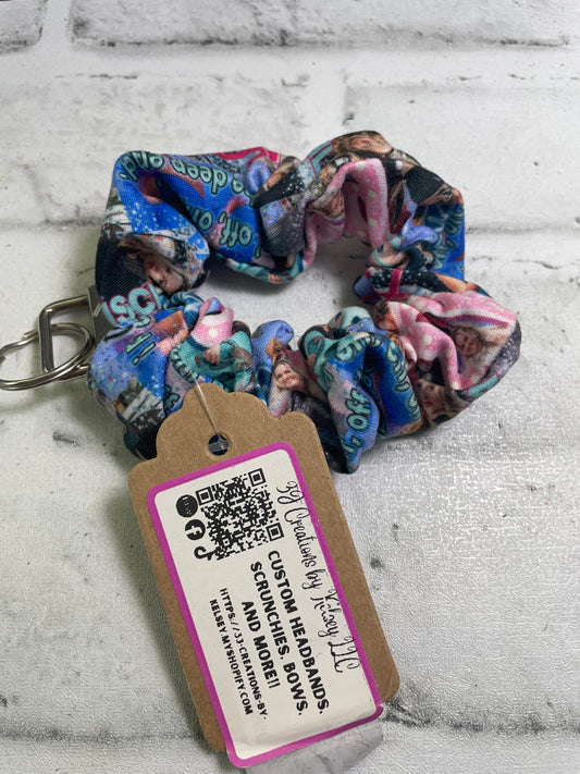 Priscilla block scrunchie keychain💜