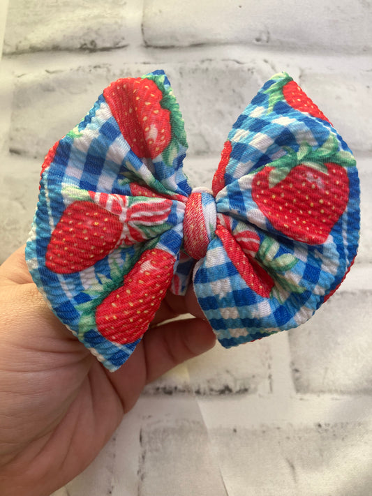 Strawberry gingham clip how