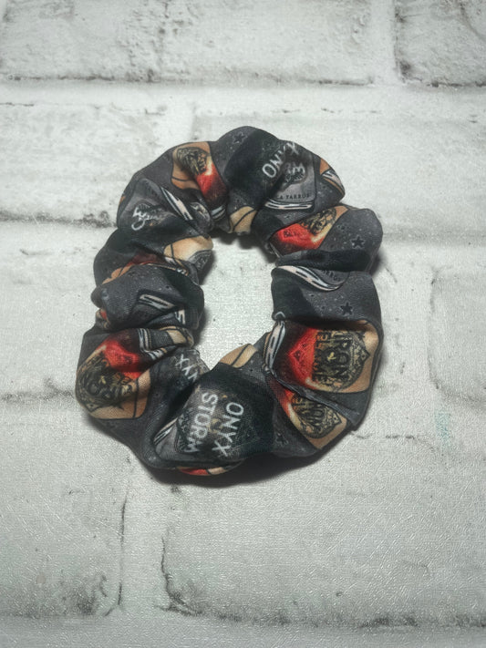 Wing fourth scrunchies🧡