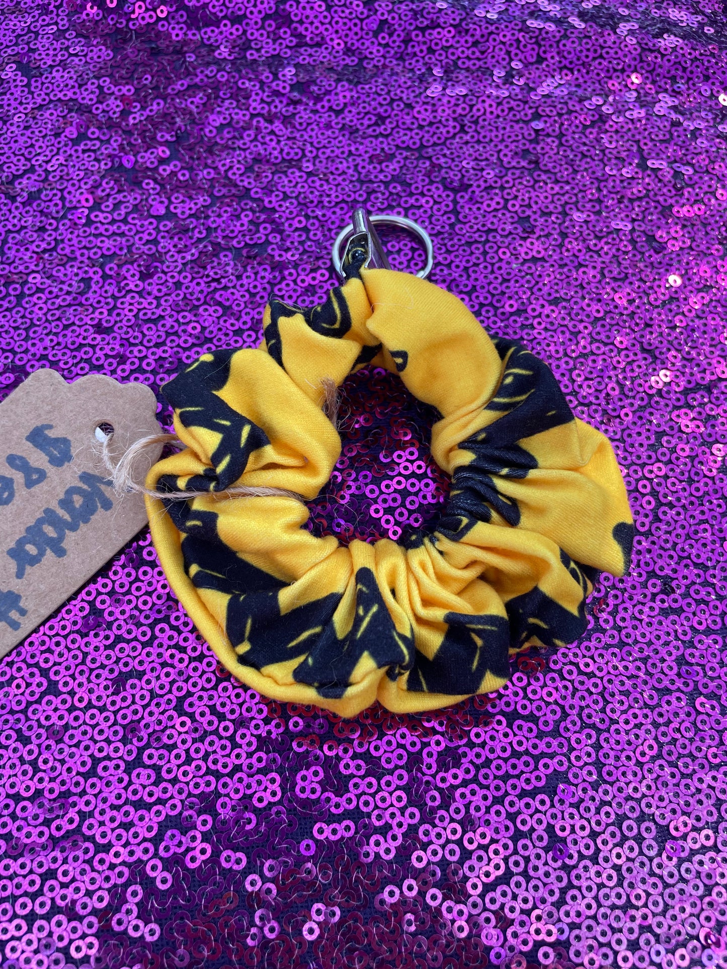 Charlie Brown Scrunchie keychain