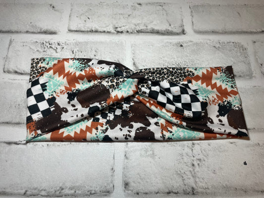 Checkered cow Aztec child💚