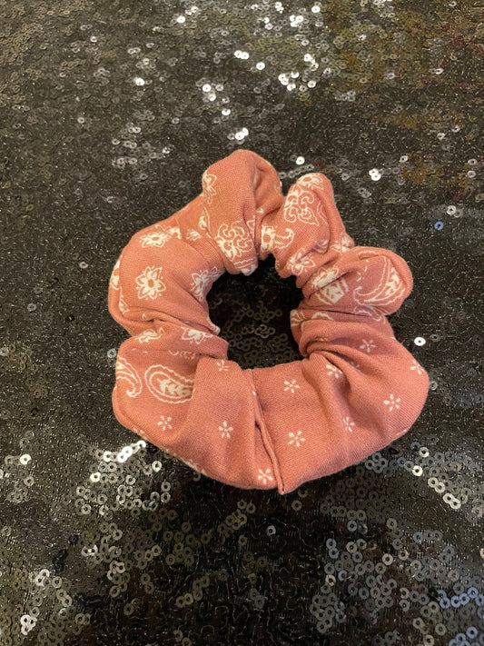 Mauve bandana scrunchies