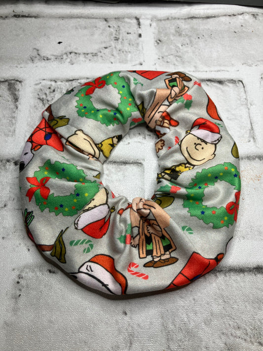 Peanut Christmas scrunchies