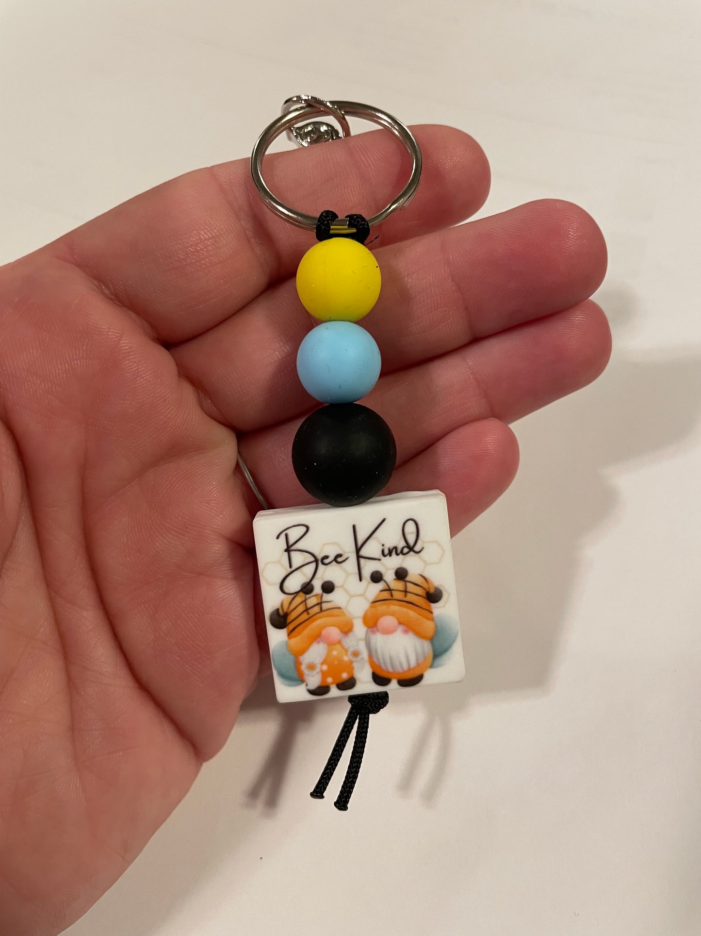 Be kind keychain