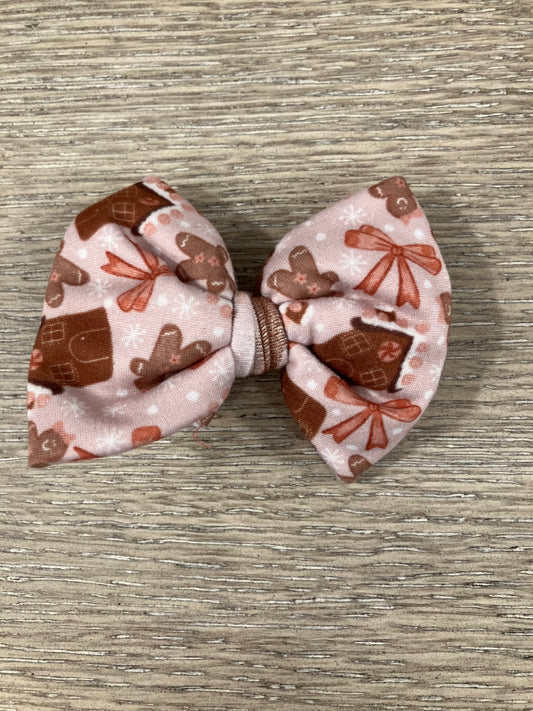 Gingerbread clip bow