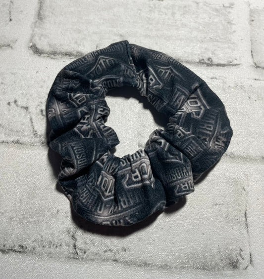 Hd black scrunchies