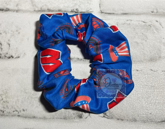 West Washington scrunchies🧡
